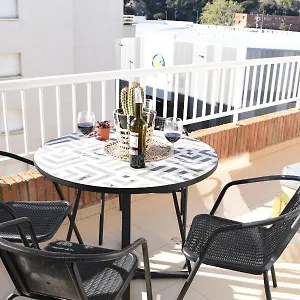 Apartamento Alegre Apto Con Piscina, A 300m De La Playa., Blanes